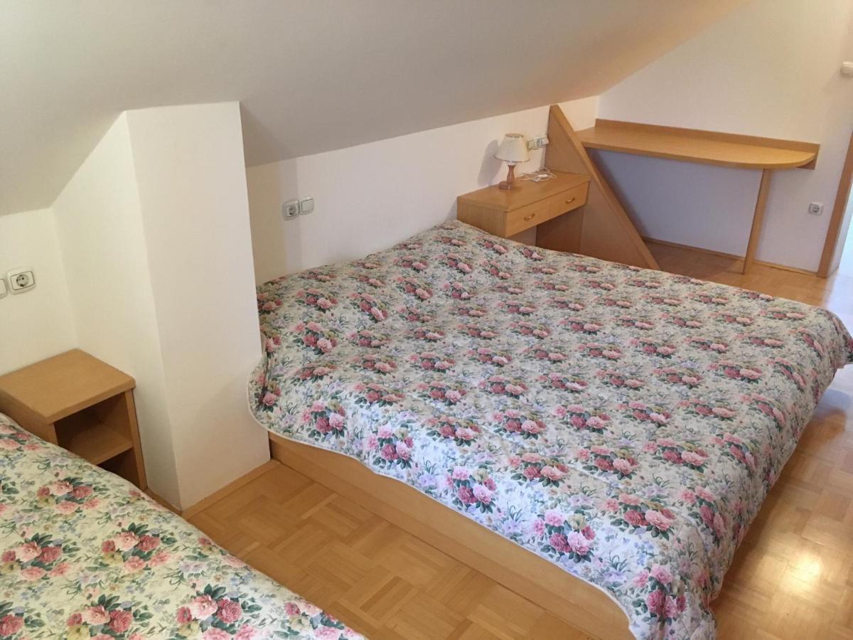 J-Max Apartment Bled Ngoại thất bức ảnh