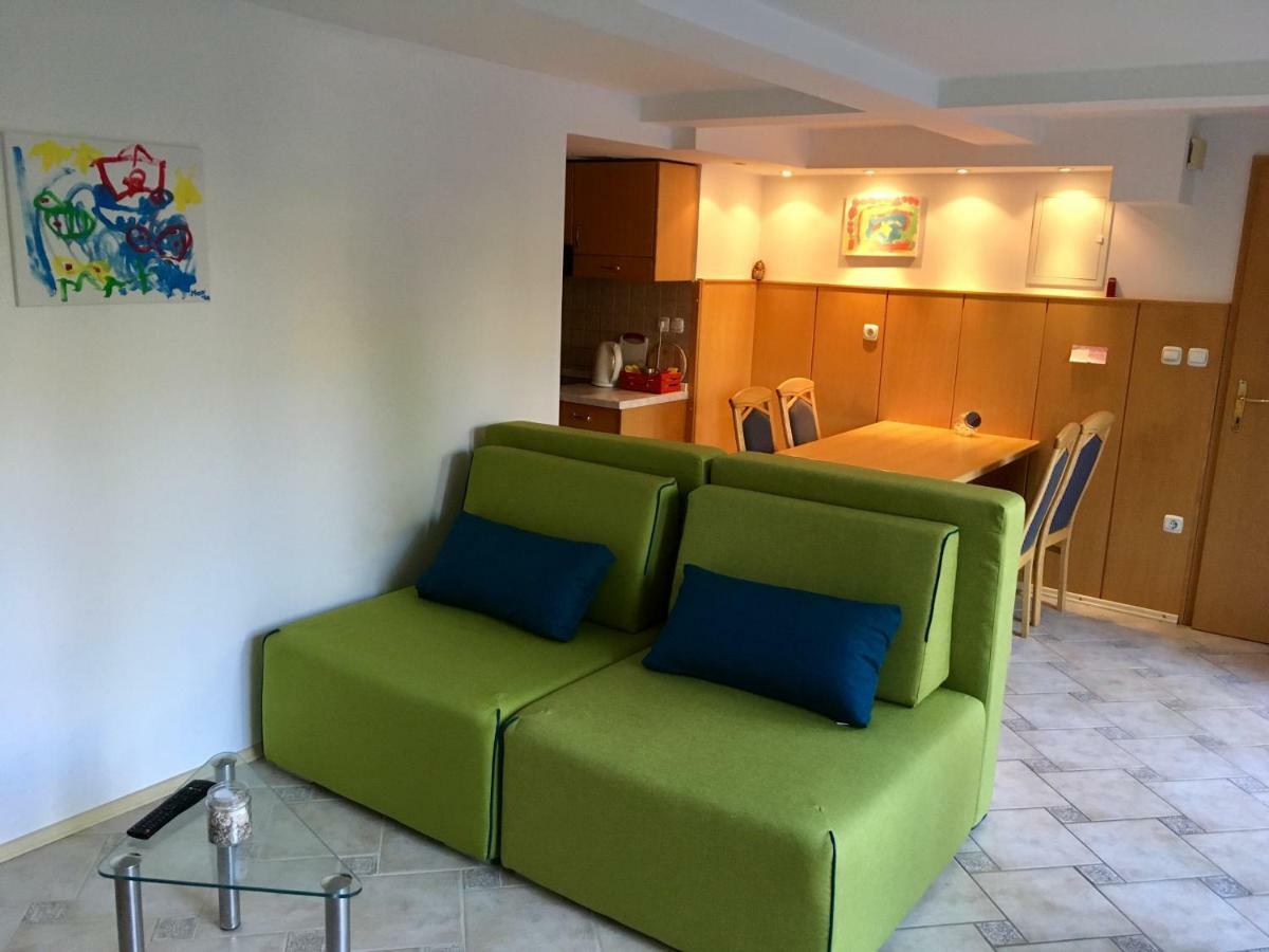 J-Max Apartment Bled Ngoại thất bức ảnh
